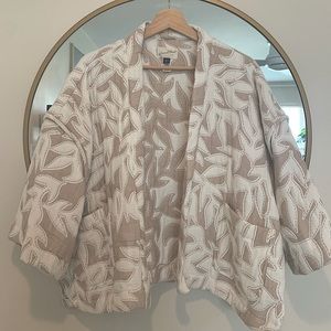 Universal Threads Quilted Cropped Cardigan